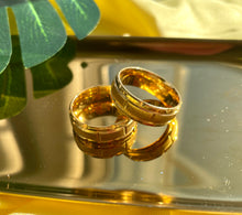Load image into Gallery viewer, Gold Men's Ring