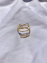 Load image into Gallery viewer, Yin-Yang Wire Ring
